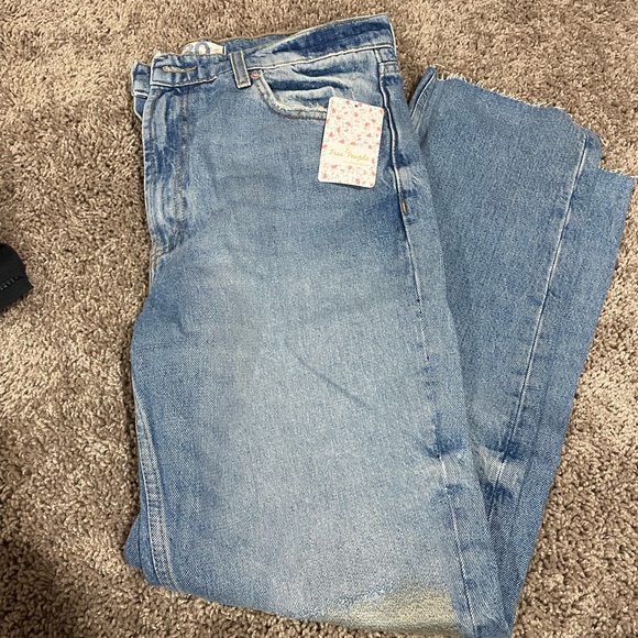 Free People Jeans - Picture 2 of 3